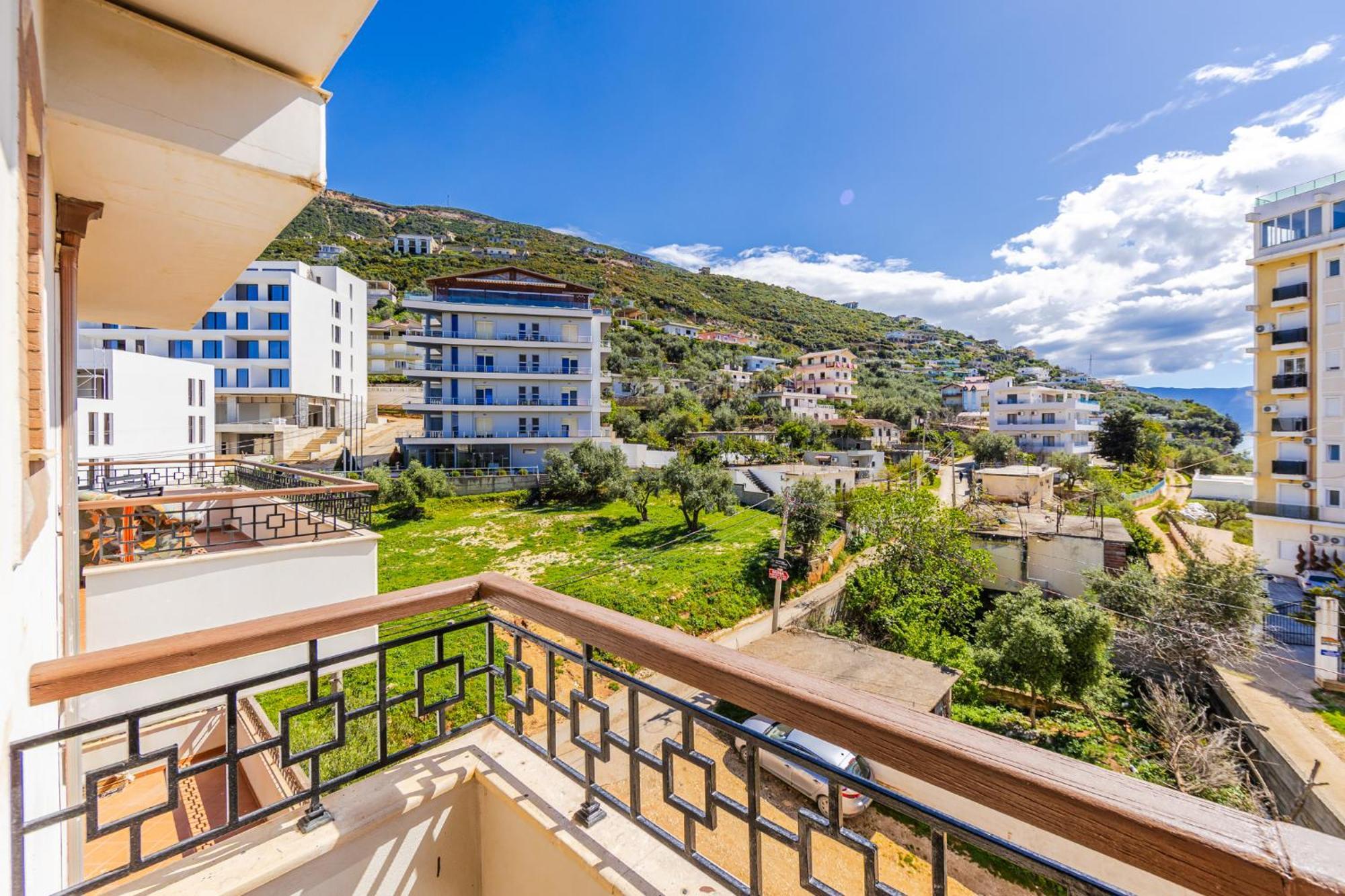 Melon Apartments Vlorë Εξωτερικό φωτογραφία