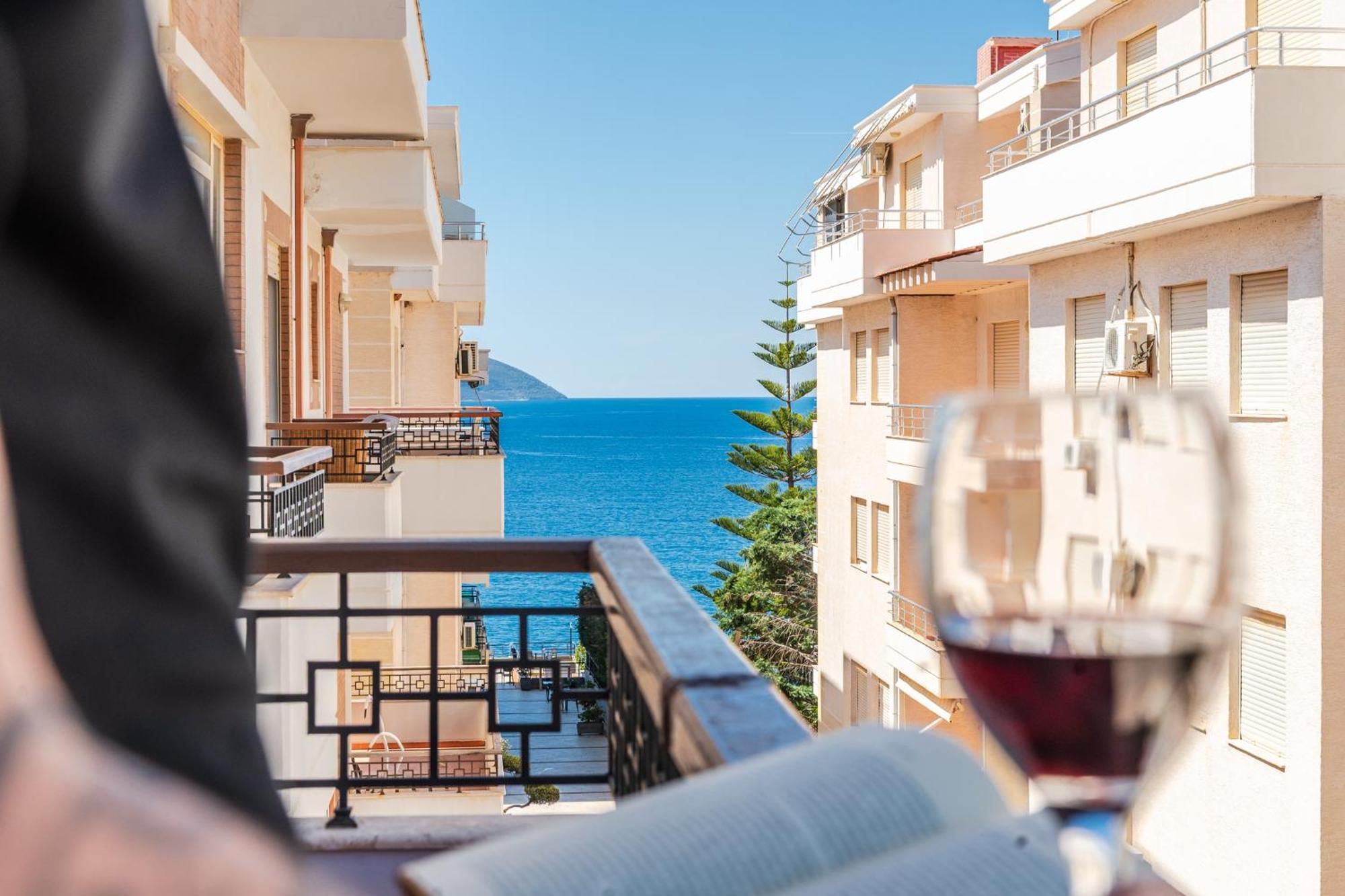 Melon Apartments Vlorë Εξωτερικό φωτογραφία